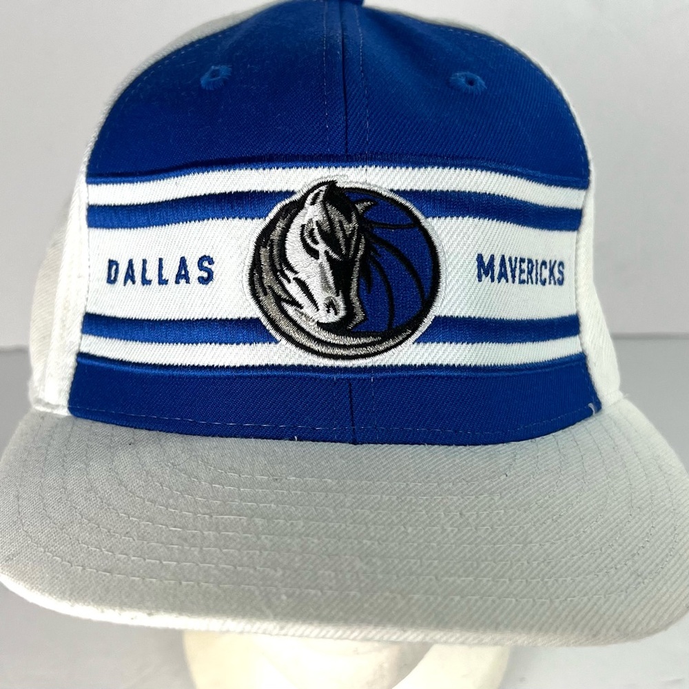 Reebok Dallas Mavericks Basketball Tri-tone Wool Fitted Cap size 7 3/4 61.5cm